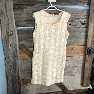 SUZY Shier Size Large Cream Lace Crochet Front Dress